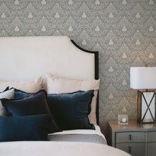 Carregar imagem no visualizador da galeria, Adela Wallpaper by Lisee Ree