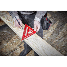 Carregar imagem no visualizador da galeria, Milwaukee MLSQM070 7" Magnetic Rafter Square