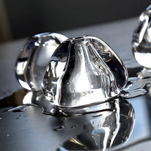 Cargar imagen en el visor de la galería, Cernobbio | Staircase Hanging Crystal Lamp