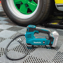 Carregar imagem no visualizador da galeria, Makita DMP180ZX 18V LXT Lithium Ion Cordless Inflator
