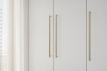 Carregar imagem no visualizador da galeria, Brushed Gold "Manor" Knurled Cabinet Knobs and Drawer Pulls