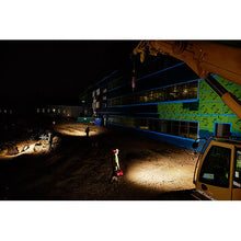 Carregar imagem no visualizador da galeria, Milwaukee 2116-21 REDLITHIUM™ USB BEACON™ Hard Hat Light