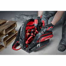 Carregar imagem no visualizador da galeria, Milwaukee 48-22-8201 Electric Tool Ultimate Jobsite Backpack