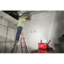 Carregar imagem no visualizador da galeria, Milwaukee 2357-20 M18™ PACKOUT™ Light/Charger