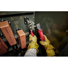 Carregar imagem no visualizador da galeria, Milwaukee 2565-20 M12 FUEL™ 1/2" Ratchet Impact Wrench (Tool Only)