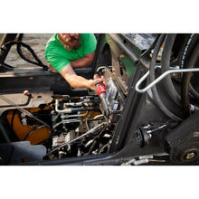 Carregar imagem no visualizador da galeria, Milwaukee 2569-20 M12 FUEL™ 3/8" Extended Reach High Speed Ratchet (Tool Only)