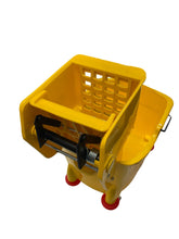 Cargar imagen en el visor de la galería, Commercial Mop Bucket with Wringer