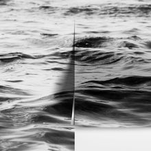 Carregar imagem no visualizador da galeria, Black and White Ocean Wave Wallpaper. Peel and Stick Wall Mural. #6691