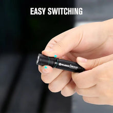 Carregar imagem no visualizador da galeria, OLIGHT I3EBK i3E EOS Keychain Flashlight - Black