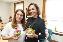 Carregar imagem no visualizador da galeria, 6" Glass Chalice Succulent Terrarium Kit