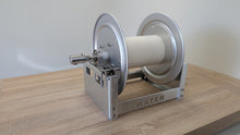 Carregar imagem no visualizador da galeria, 12" Hose Reel - 3/4" Manifold