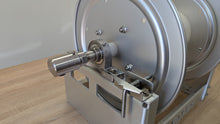 Carregar imagem no visualizador da galeria, 12" Hose Reel - 3/4" Manifold