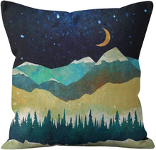 Carregar imagem no visualizador da galeria, Mountains Cushion Covers