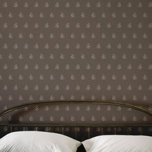 Carregar imagem no visualizador da galeria, Laura Wallpaper by Lisee Ree