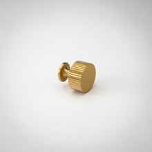Cargar imagen en el visor de la galería, Sunbeam, Solid Brass Cabinet Knobs