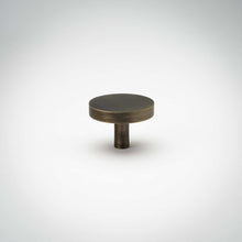 Cargar imagen en el visor de la galería, Rondelle, Solid Brass Cabinet Knobs