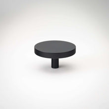 Cargar imagen en el visor de la galería, Rondelle, Solid Brass Cabinet Knobs