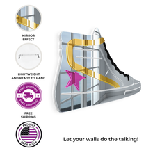 Carregar imagem no visualizador da galeria, Sneakers Mirror Art