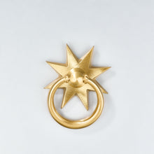 Cargar imagen en el visor de la galería, Orah, Solid Brass Drop Pulls