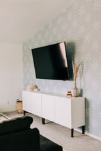 Carregar imagem no visualizador da galeria, Kiran Wallpaper by The Color Amber