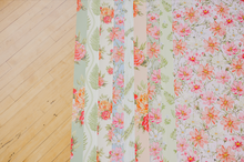 Carregar imagem no visualizador da galeria, Zinnia Wallpaper by Ela Spurden