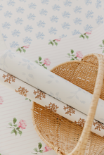 Carregar imagem no visualizador da galeria, Roland Wallpaper by Sarah Gross Design