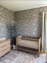 Carregar imagem no visualizador da galeria, Edith Wallpaper by Fox and Pebble