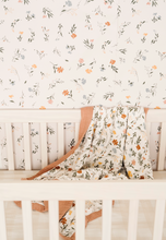 Carregar imagem no visualizador da galeria, Fleurs Wallpaper by Saranoni