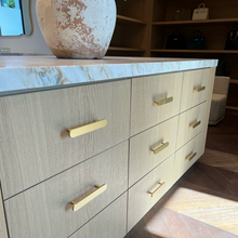 Cargar imagen en el visor de la galería, Orbital, Solid Brass Cabinet Pulls