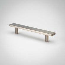 Cargar imagen en el visor de la galería, Auburn Pull – Cabinet Handles | Inspire Hardware