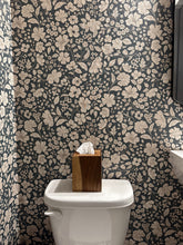 Carregar imagem no visualizador da galeria, Beatrice Wallpaper by Daphne and Sage