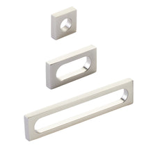 Carregar imagem no visualizador da galeria, Brushed Nickel "Loop" Square Drawer Pulls and Cabinet Knobs