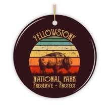 Carregar imagem no visualizador da galeria, Yellowstone National Park Retro Bison Ornament