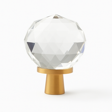 Load image into Gallery viewer, Vara Crystal Knob