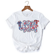 Carregar imagem no visualizador da galeria, Floral USA Patriotic T-Shirt, 4th of July White, Natural and Black Tee for Stylish Women