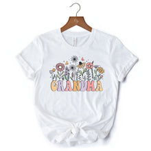 Carregar imagem no visualizador da galeria, Retro Flowers Grandma T-Shirt, White Floral Tee Gift for Mothers Day