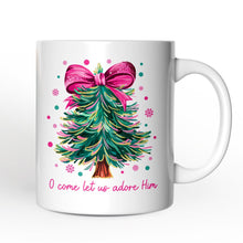 Carregar imagem no visualizador da galeria, Glitter Christmas Tree Coquette Bow Personalized Mug, O Come Let Us Adore Him Holiday Gift with Custom Name