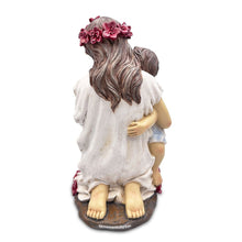 Carregar imagem no visualizador da galeria, A Mother’s Embrace Figurine, 8" Child and Mom Heartwarming Tabletop Statue Decoration