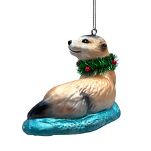 Carregar imagem no visualizador da galeria, Cute Otter Glass Christmas Ornament, Exotic Animal Tree Decoration