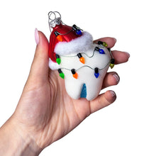 Carregar imagem no visualizador da galeria, Festive Tooth Glass Christmas Ornament, Dentist Gift and Decor