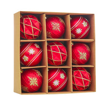 Carregar imagem no visualizador da galeria, Red and Gold Unique Shatterproof Ornament Bauble Set