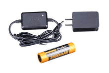 Carregar imagem no visualizador da galeria, Fenix WF30RE Intrinsically Safe Flashlight - 280 Lumens