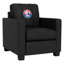 Load image into Gallery viewer, Dyno Stationary Club Chair with Montreal Expos Cooperstown