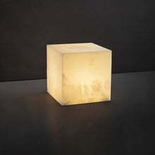 Carregar imagem no visualizador da galeria, Abak Alabaster Table Lamp