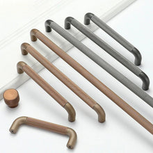 Carregar imagem no visualizador da galeria, Alyma Knob & Pull Bar