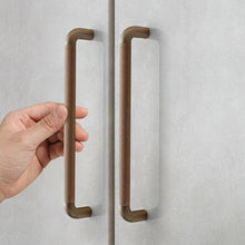Carregar imagem no visualizador da galeria, Alyma Knob & Pull Bar
