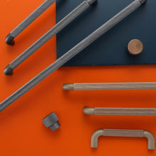 Carregar imagem no visualizador da galeria, Alyma Knob & Pull Bar