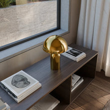 Cargar imagen en el visor de la galería, Amanites Table Lamp