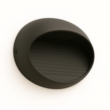 Load image into Gallery viewer, Amor Outdoor Step Lamp