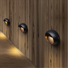 Load image into Gallery viewer, Amor Outdoor Step Lamp